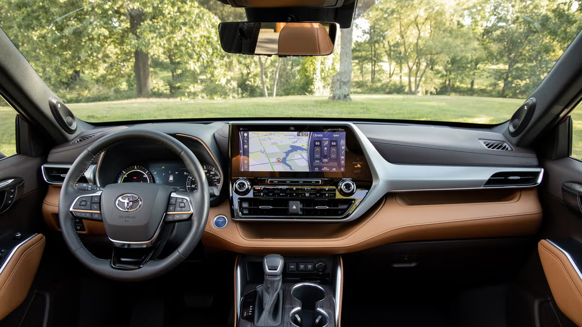 Toyota Highlander Interior, Safety, and Tech: A Complete Breakdown